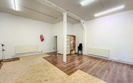 Bureau à louer, 45 m² – 93400