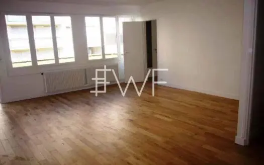Bureau à louer, 100 m² – 92120